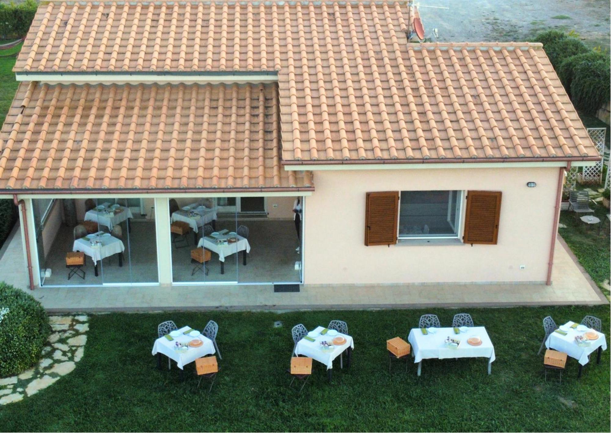Agriturismo La Vista - Adults Only Фонтебланда Екстер'єр фото